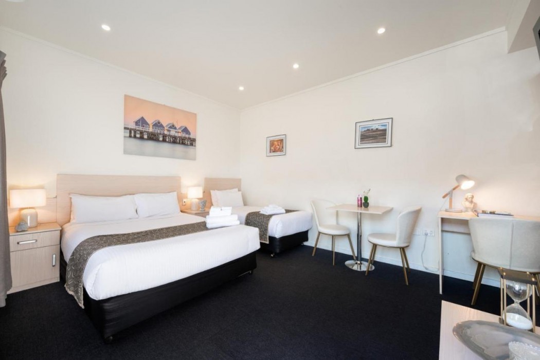 Adelaide Granada Motor Inn 13/65
