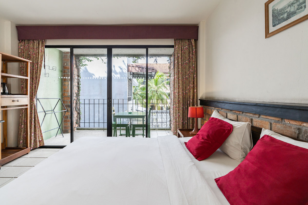 Motive Cottage Resort 18/65