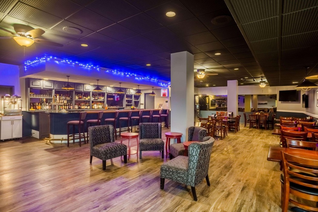 Riverfront Hotel 15/64