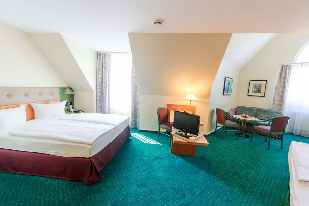 Plaza Hotel Blankenburg Ditzingen Sure Hotel Collection 7/28