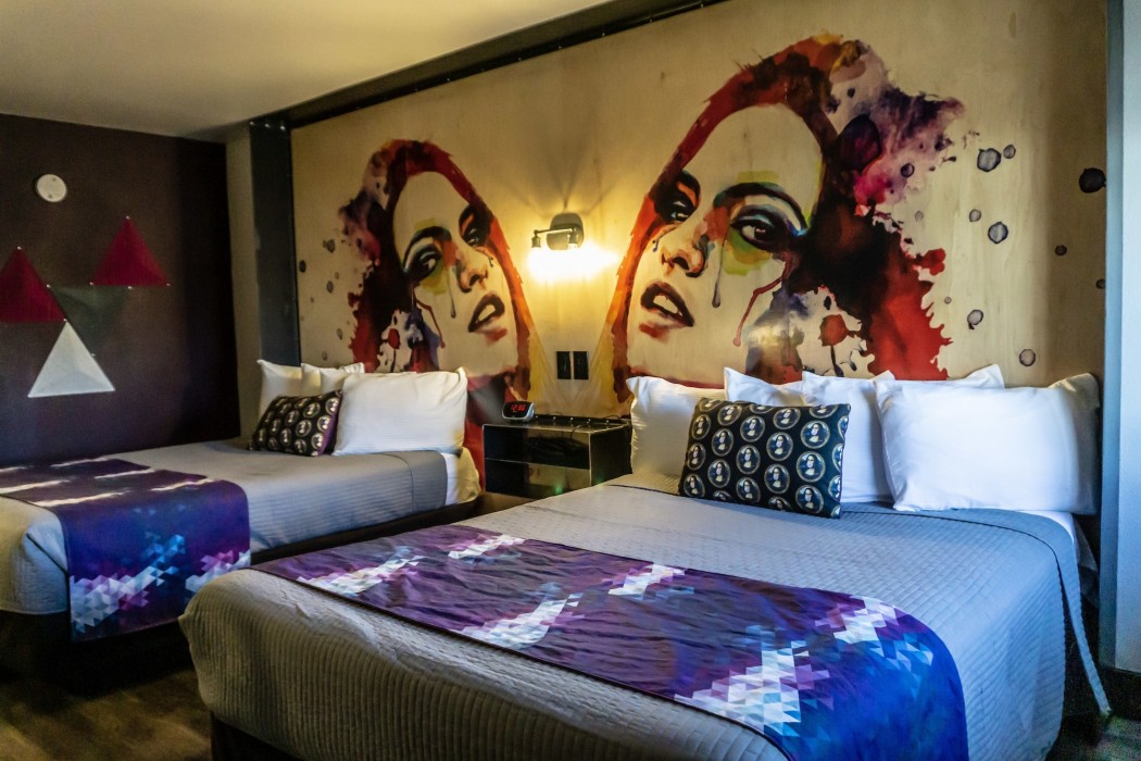 Fifth Ave Hotel 29/45