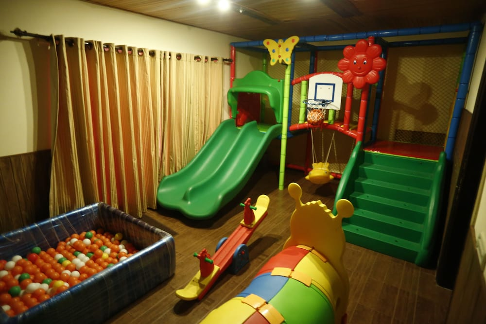 Hotel One Bhurban. 28/45