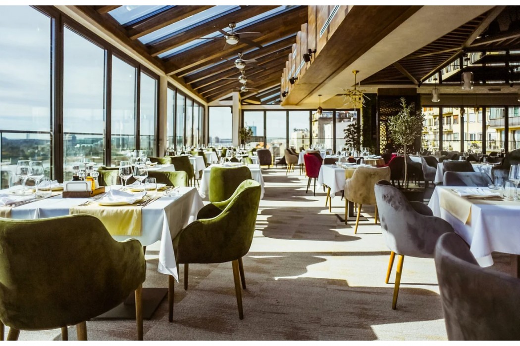 Amsterdam hotel Belgrade 34/39