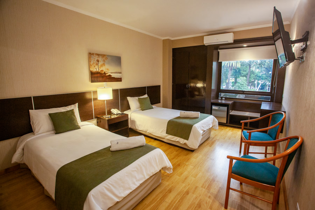Ramada Plaza by Wyndham Tucuman 30/98