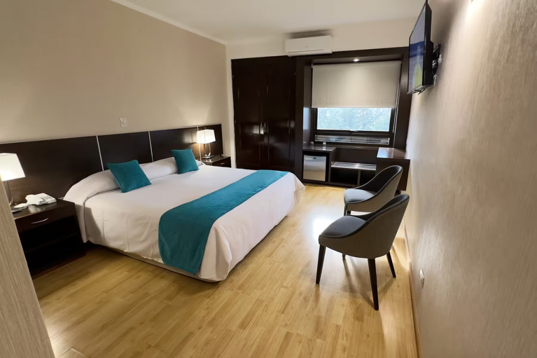 Ramada Plaza by Wyndham Tucuman 26/98