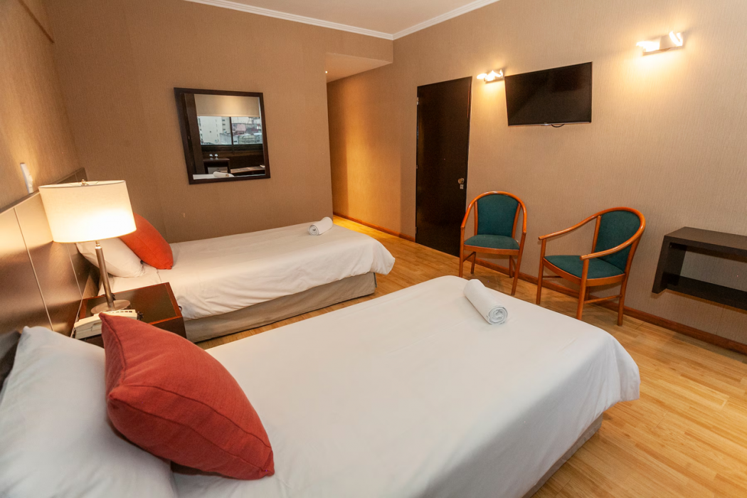 Ramada Plaza by Wyndham Tucuman 17/98