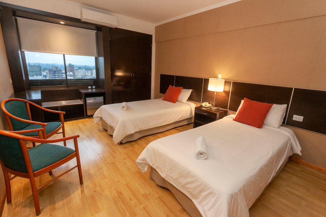 Ramada Plaza by Wyndham Tucuman 18/98