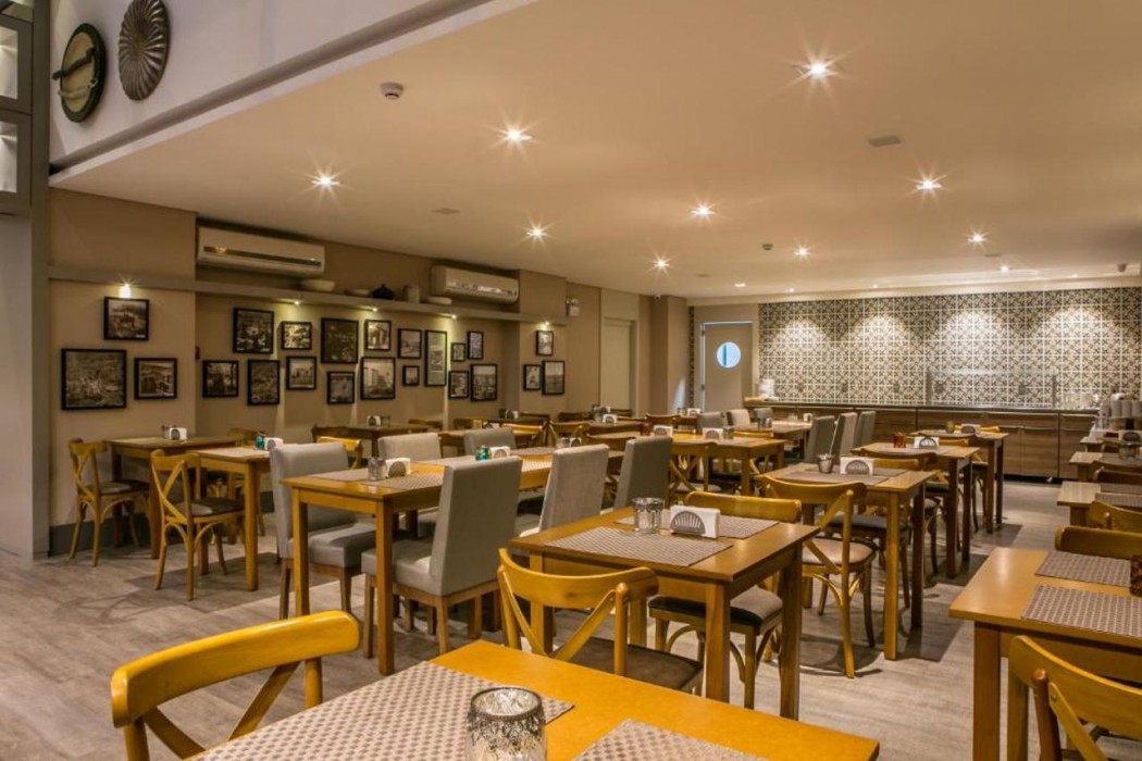 Tri Hotel Premium Criciuma 12/60