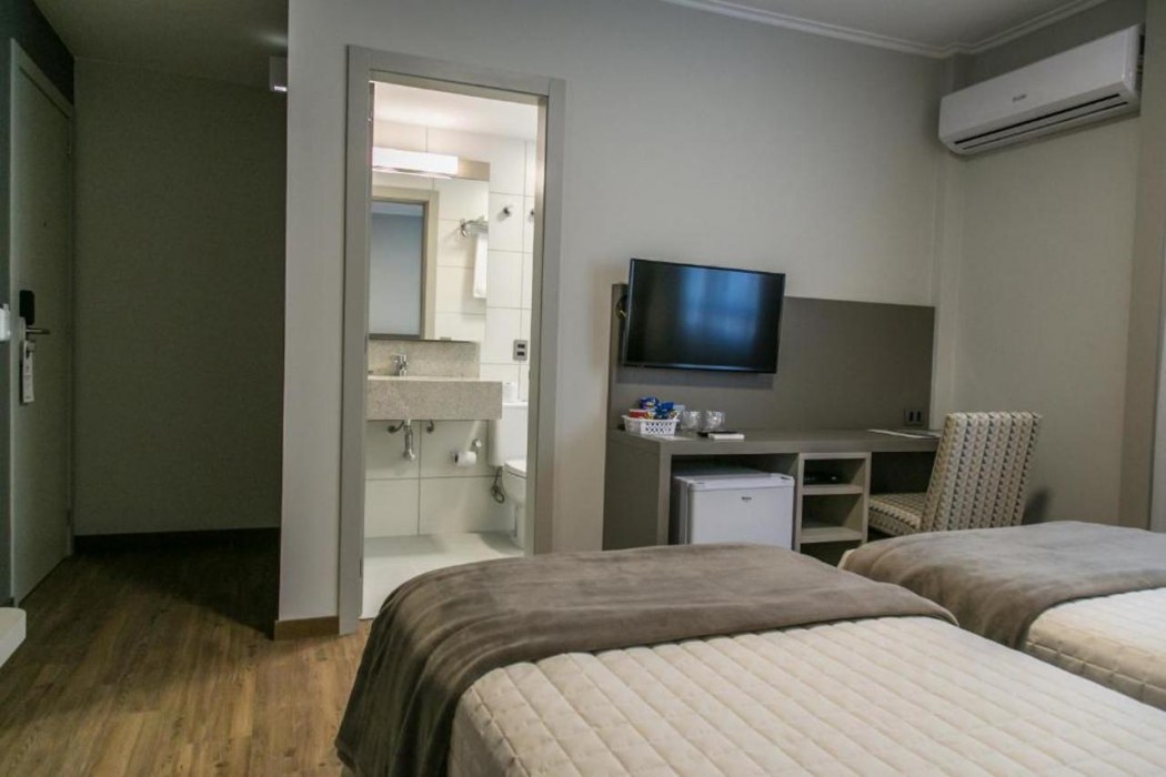Tri Hotel Premium Criciuma 15/60