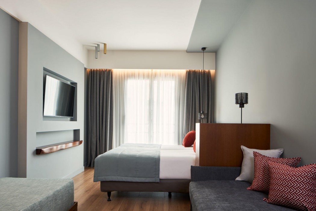 Achilleas Hotel 12/45