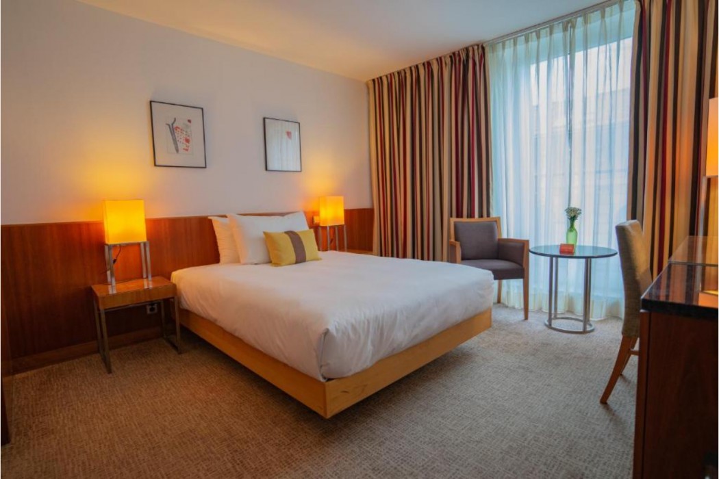 KK Hotel Opera 10/58