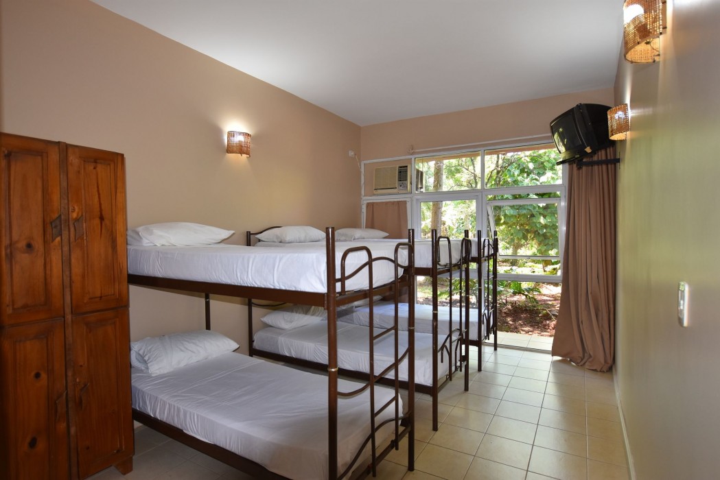 Beer Hotel Iguazu Hostel 24/67