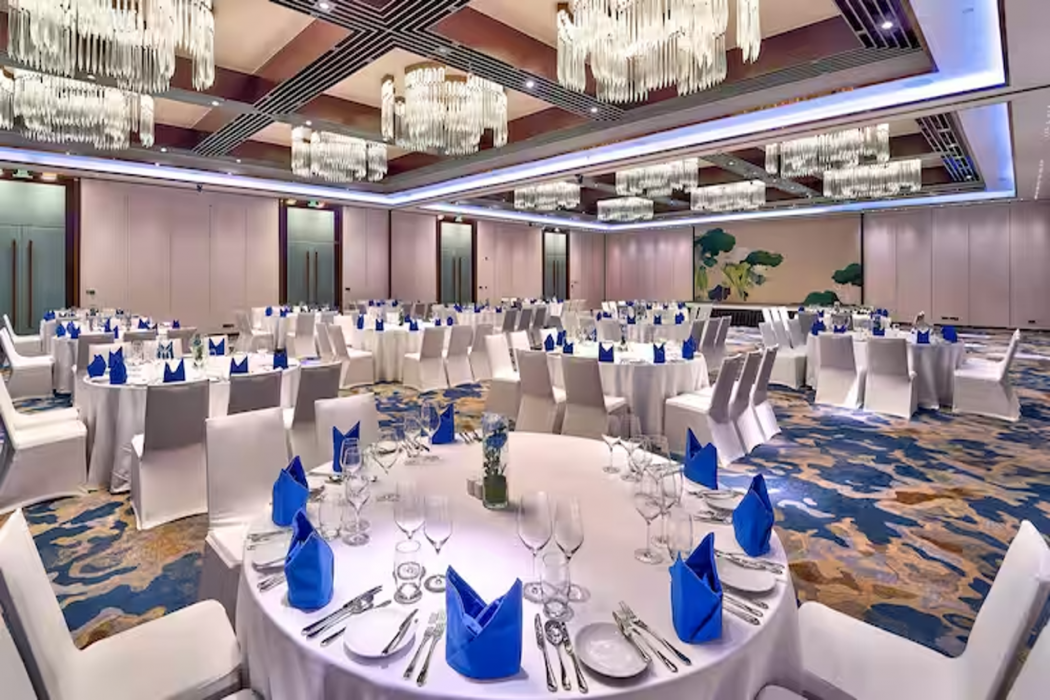 Hilton Da Nang 12/42