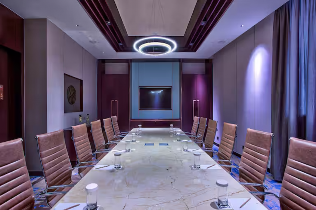Hilton Da Nang 7/42