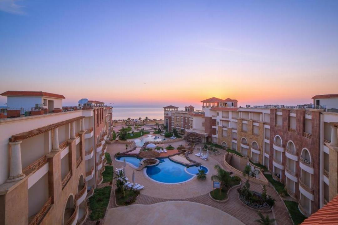 Royal Beach Serviced Apartments 20/75