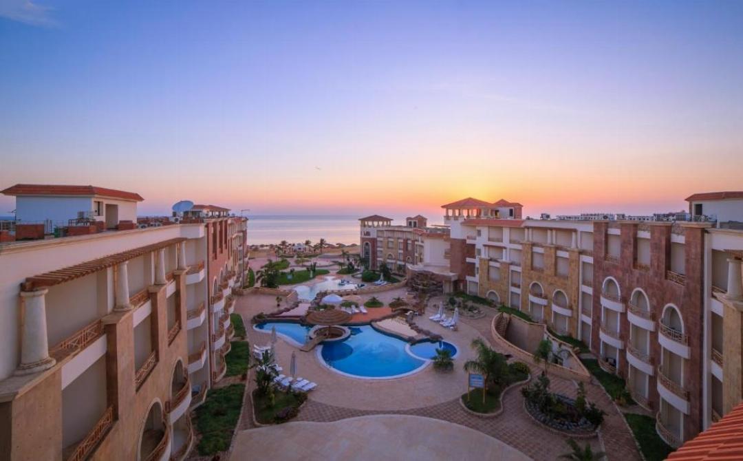 Royal Beach Serviced Apartments 8/75