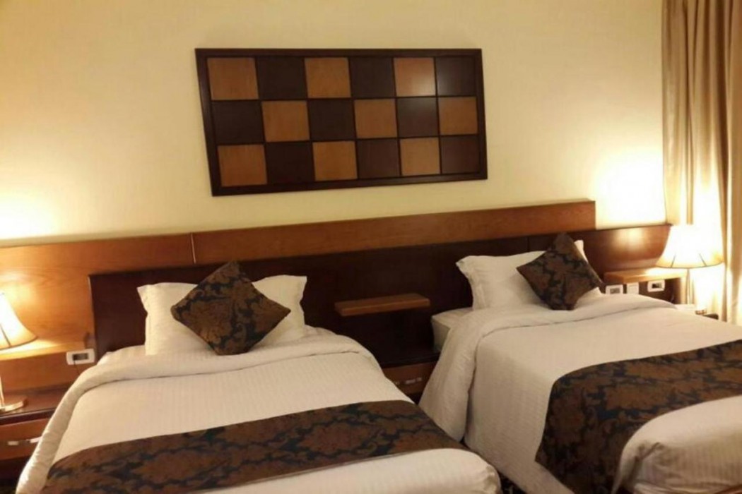 Al Thuraya Hotel 13/35