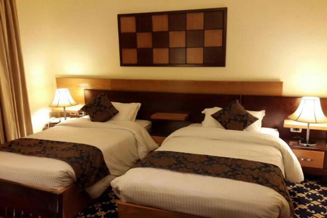 Al Thuraya Hotel 16/35