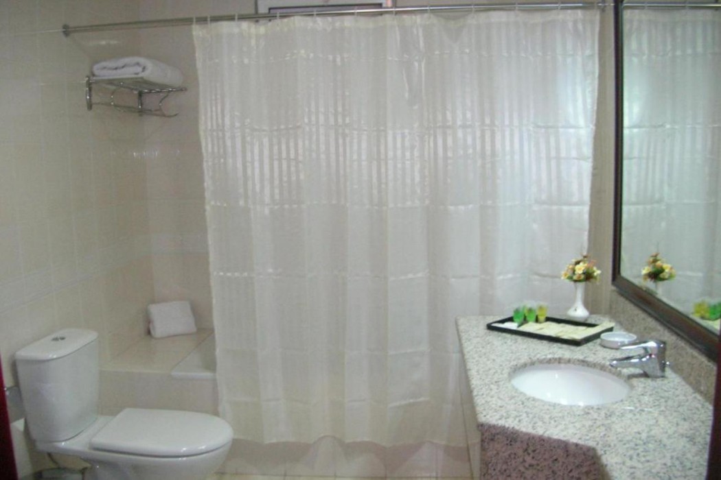 Al Thuraya Hotel 14/35