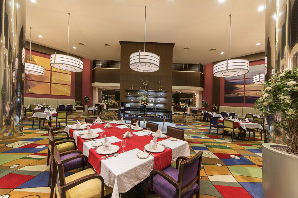 Hotel Grand Swiss 27/64