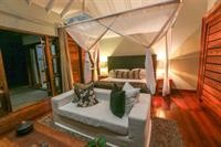 Lake Duluti Lodge 24/43
