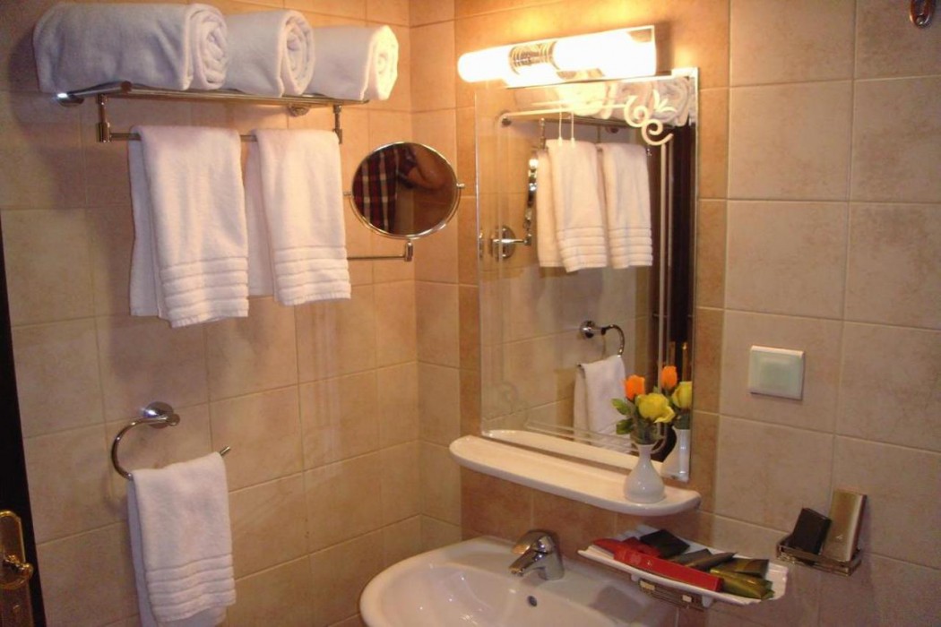 الإيمان طيبة(Kingsgate Hotel Durrat) 15/40