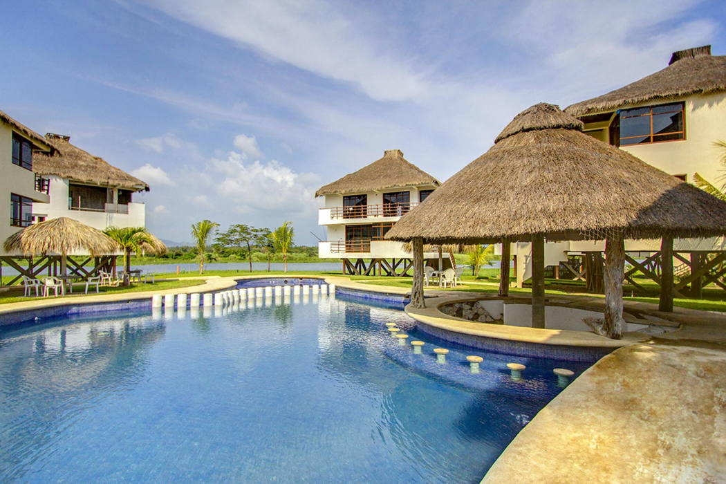Villas Paraíso Resort