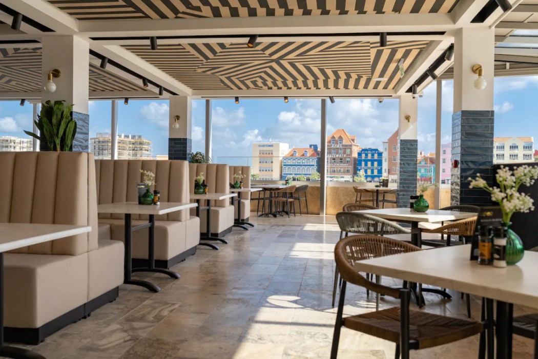 Harbor Hotel and Casino Curacao 26/65