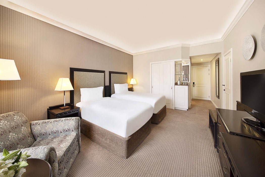 NH Johannesburg Sandton 26/77