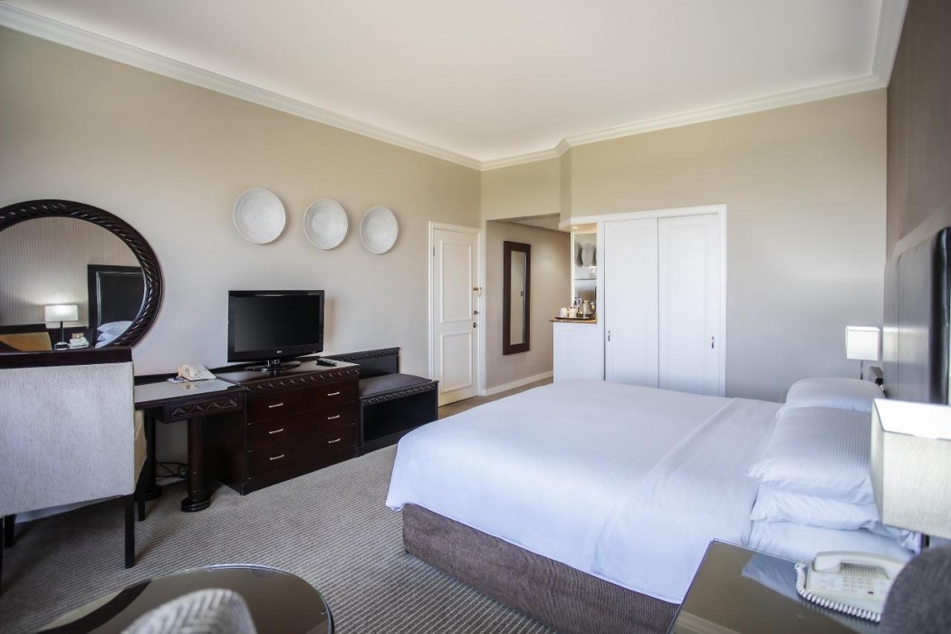NH Johannesburg Sandton 14/77