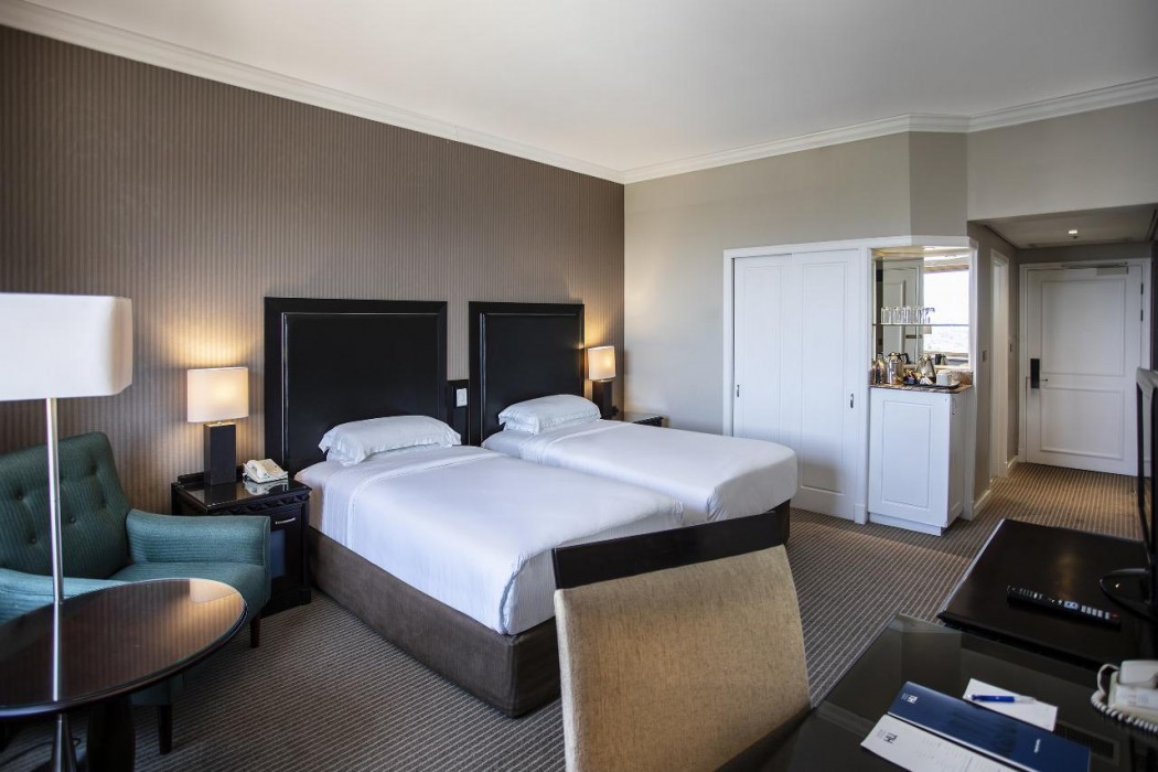 NH Johannesburg Sandton 25/77