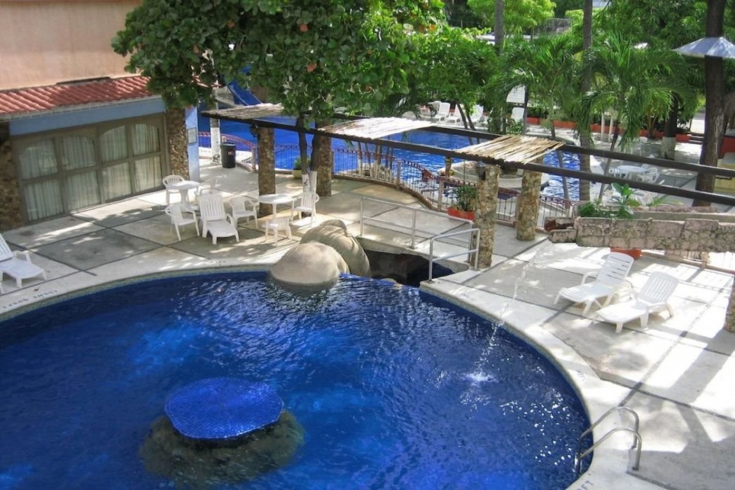Hotel Delfines Acapulco 10/44