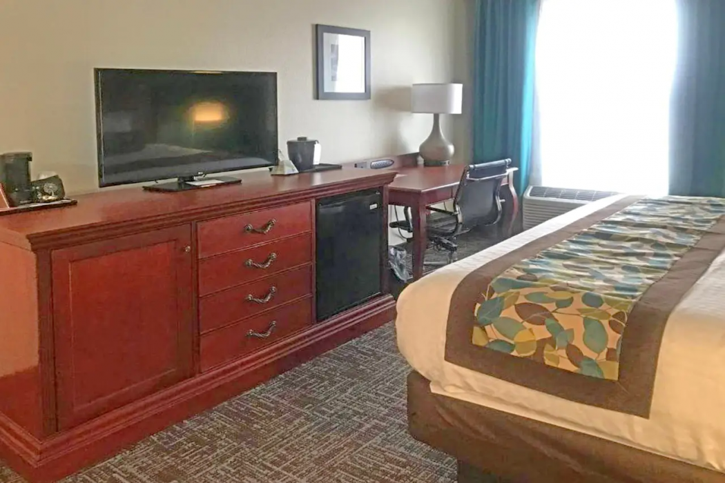 Comfort Inn & Suites OFallon - St Louis Area 7/31