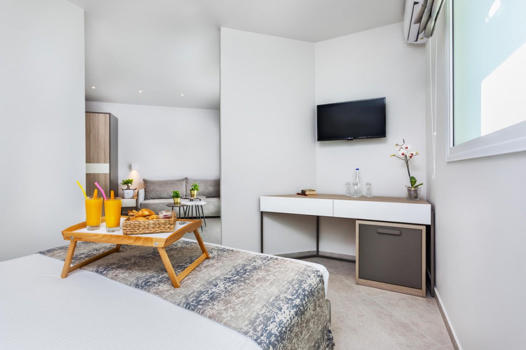 Kriopigi Hotel 35/104