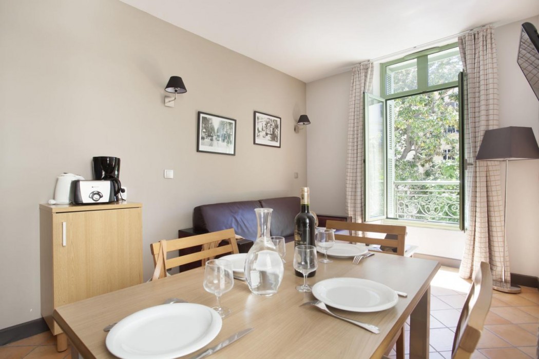 Appart'hotel Odalys City Nice Centre 51/81