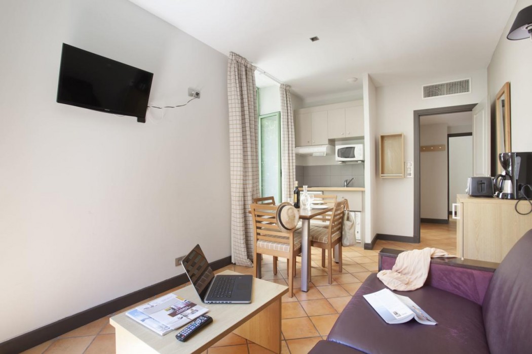 Appart'hotel Odalys City Nice Centre 49/81