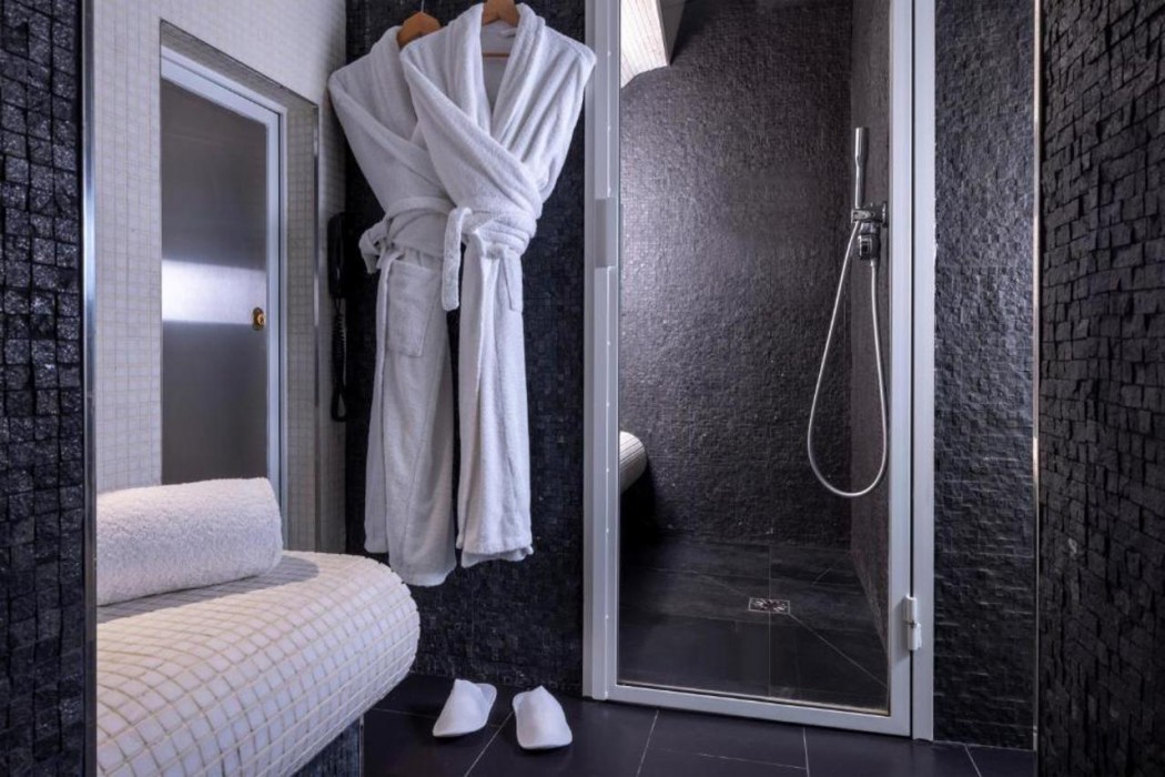 Hotel Theoreme 23/51