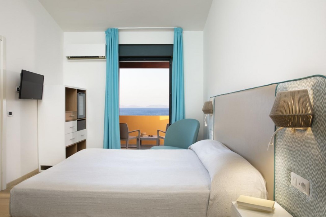 Lu Hotel Maladroxia 11/61