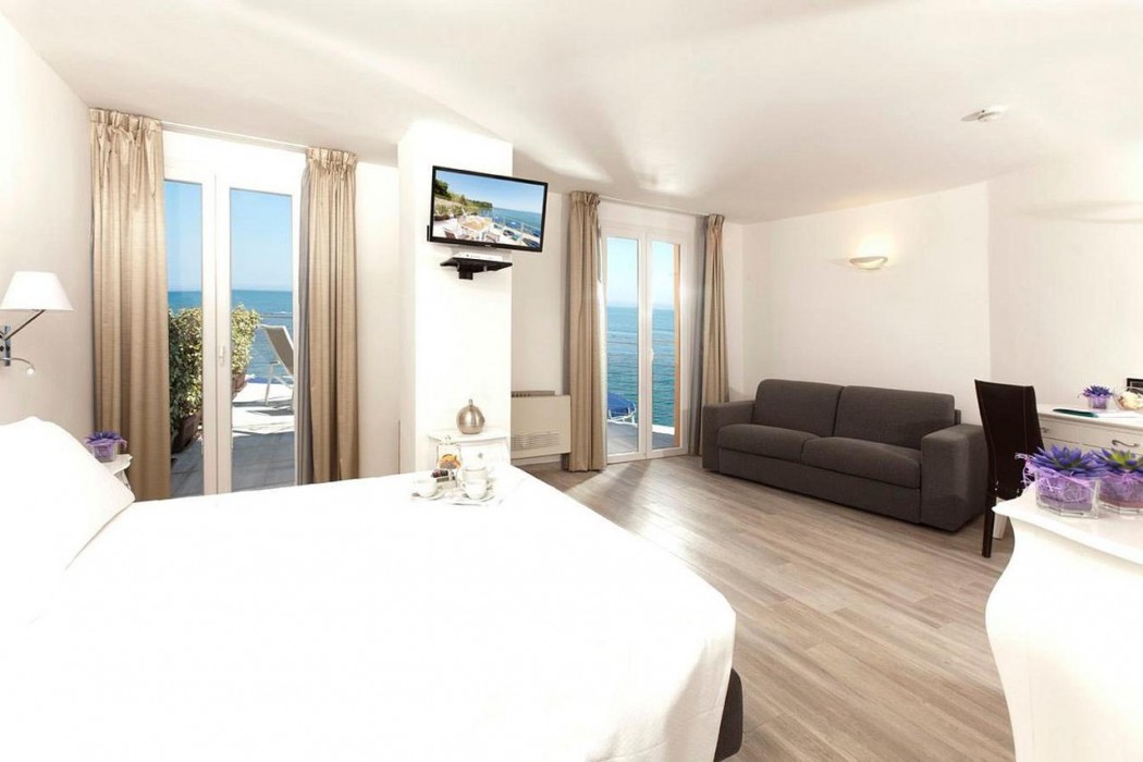 Hotel Villa Domizia 8/58