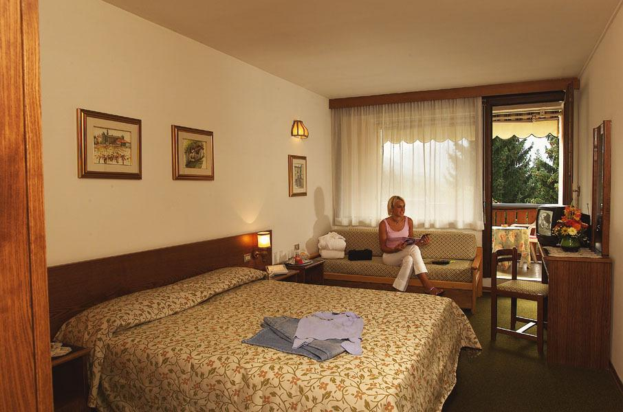Hotel Garden 13/24