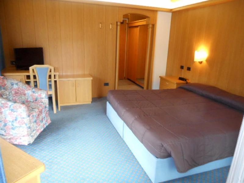 Hotel Trento 40/70
