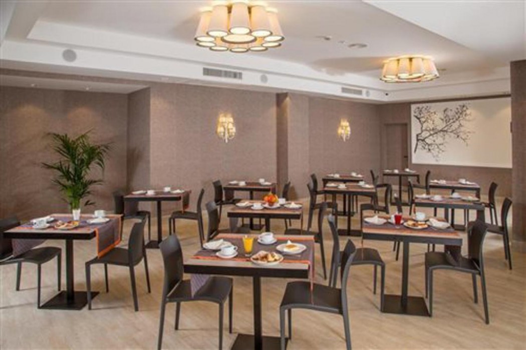Hotel American Palace Eur 28/57