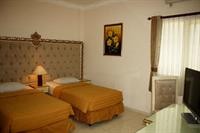 Narapati Indah Syariah Hotel and Convention 15/20