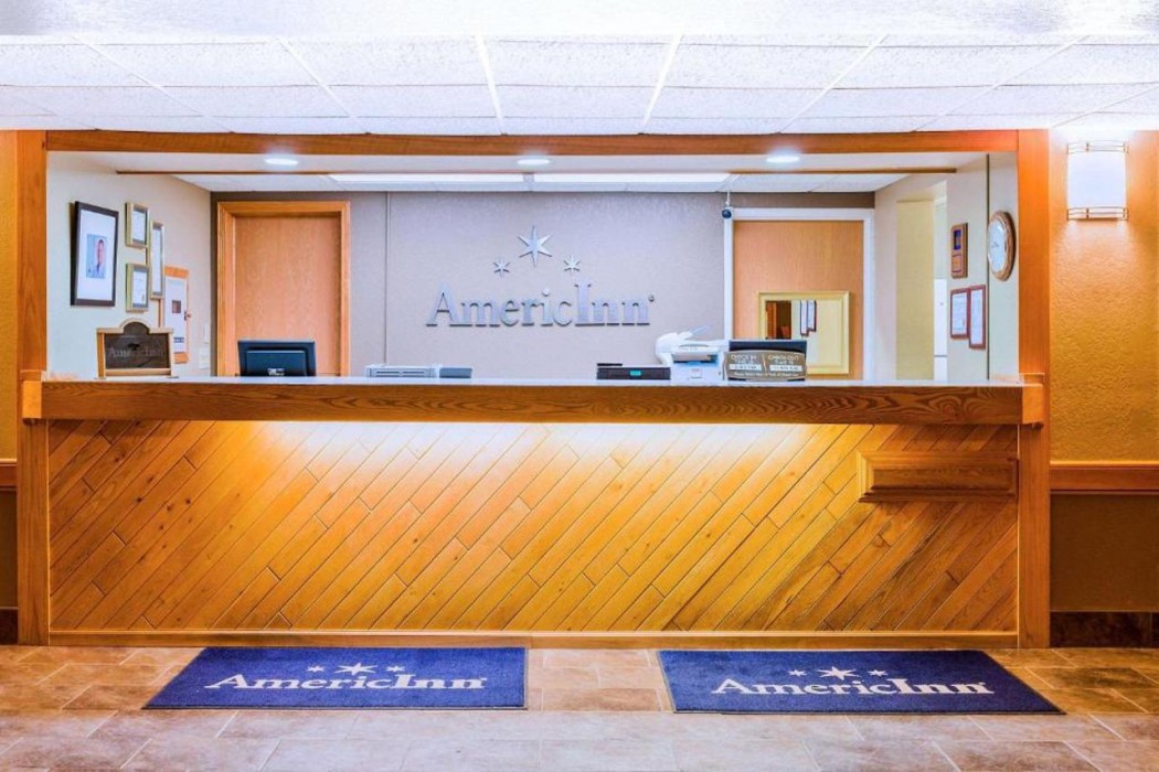 AmericInn by Wyndham Algona 3/30