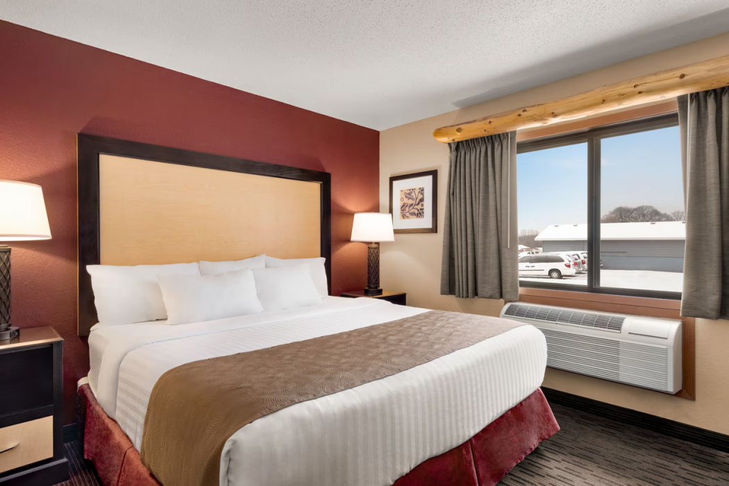 AmericInn by Wyndham Detroit Lakes 14/40