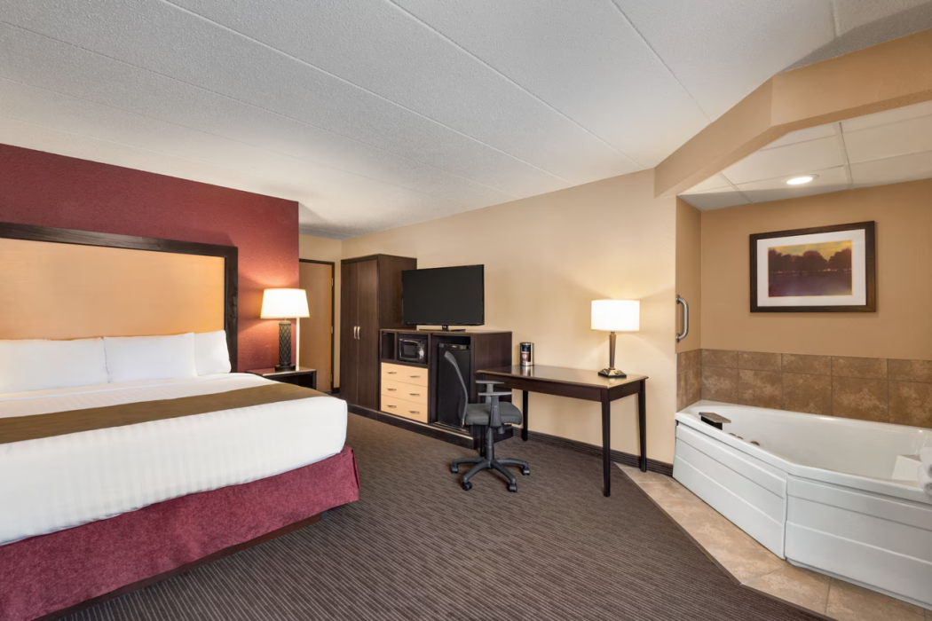 AmericInn by Wyndham Detroit Lakes 13/40