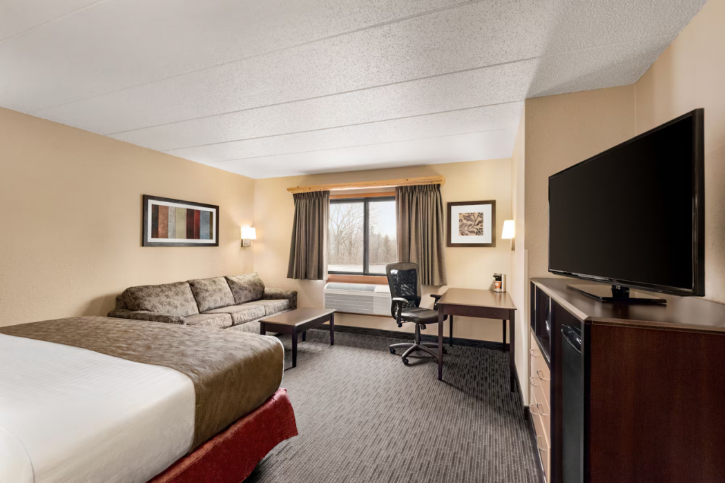 AmericInn by Wyndham Detroit Lakes 9/40