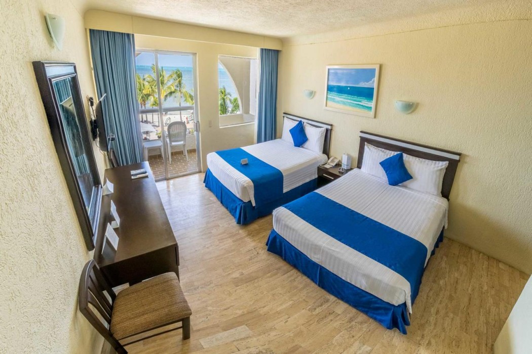 Aquamarina Beach Hotel Cancun 16/63