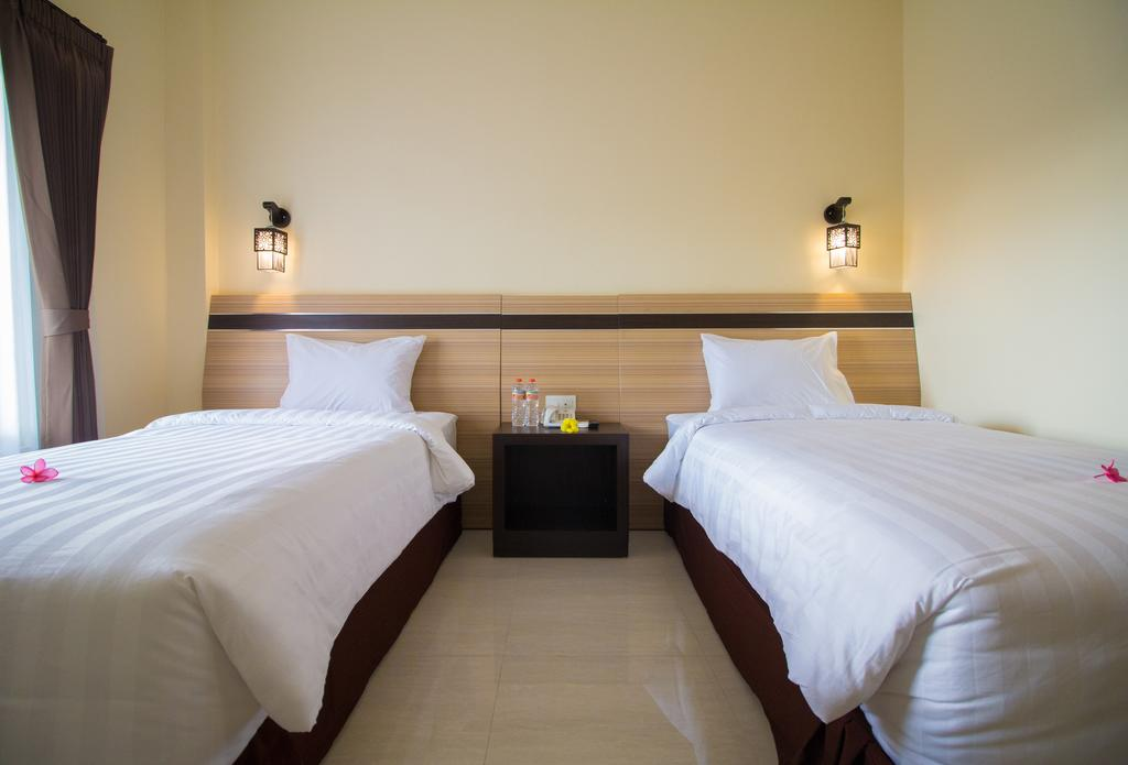Puri Indah Hotel Subak 5/13