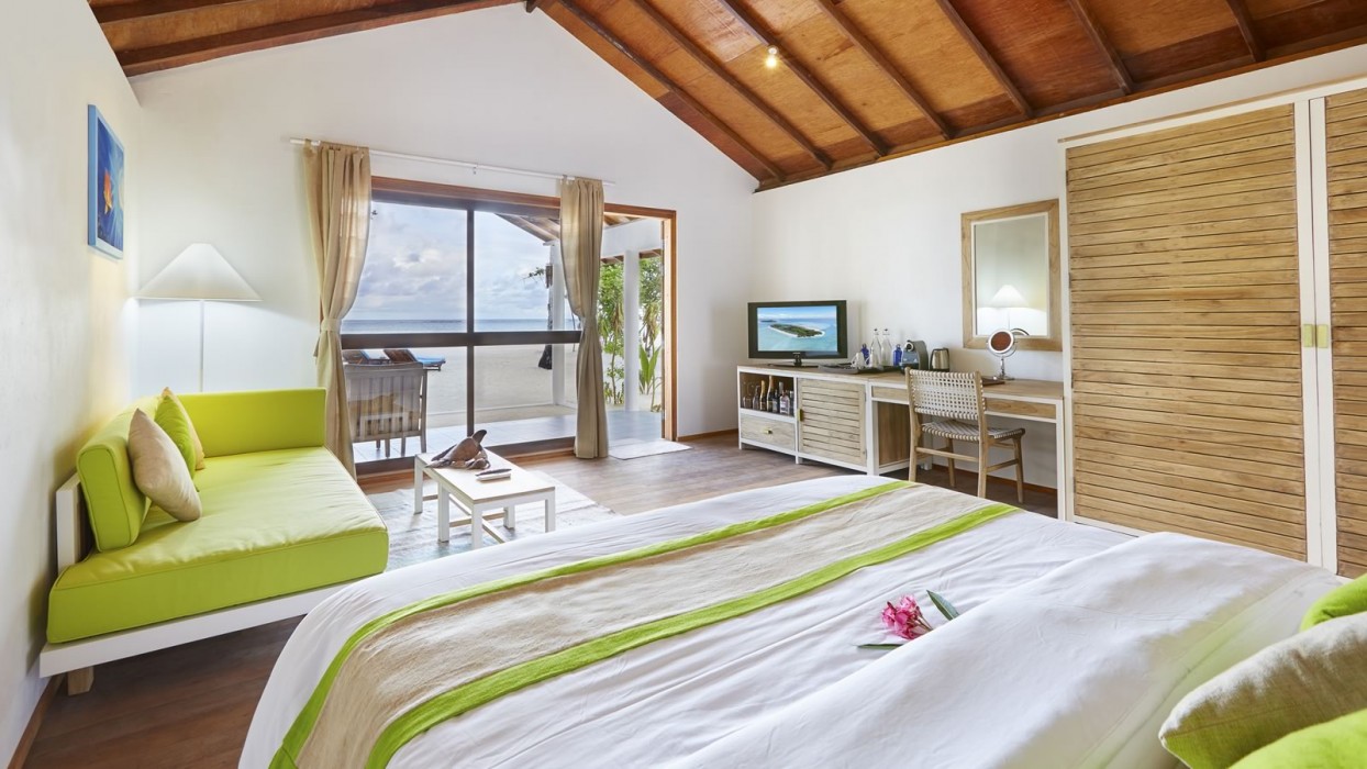 Room at Innahura Maldives Resort, Innahuraa